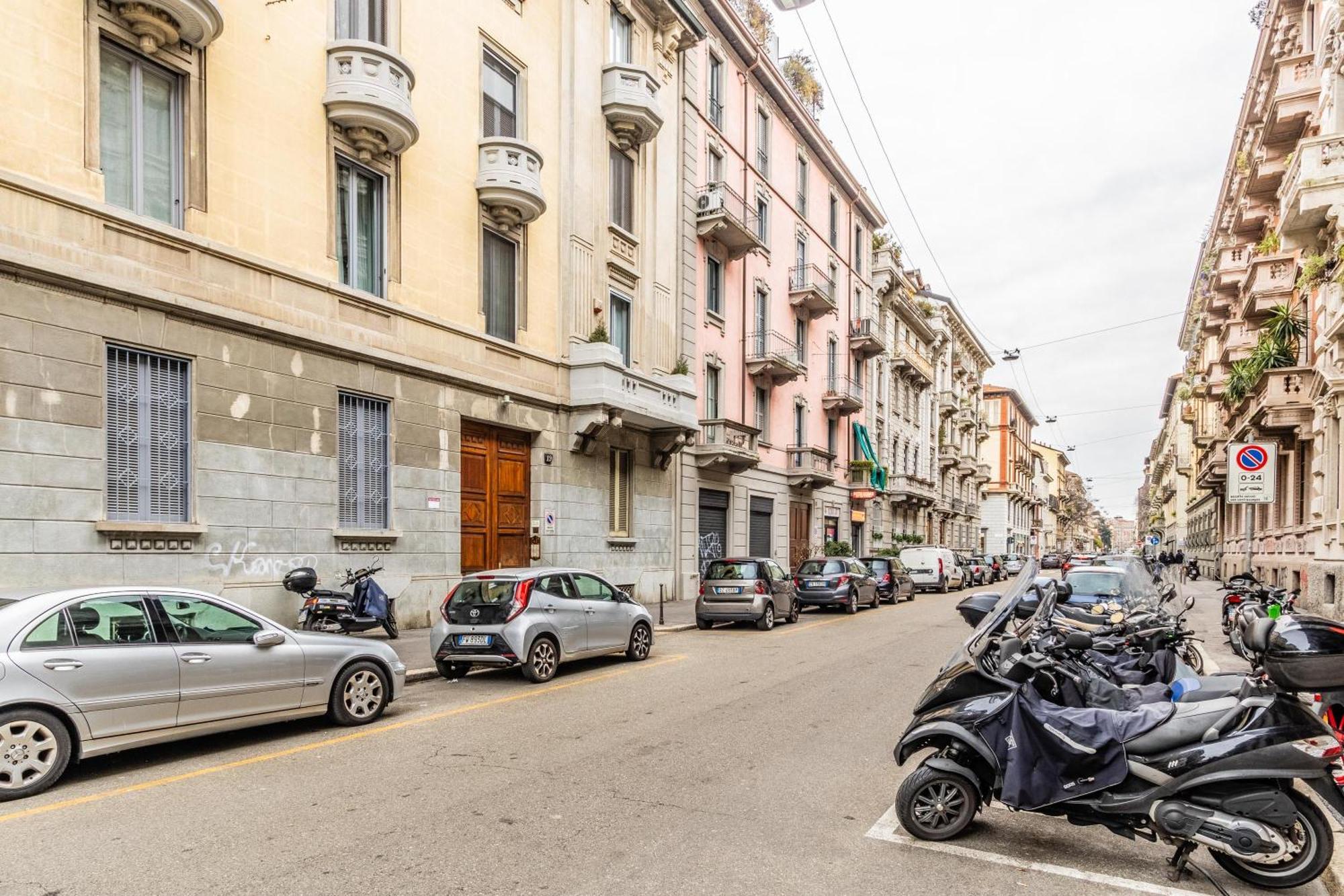 Goldoni House - Duomo 2 K M - Porta Venezia - Linate Apartment Milano Ngoại thất bức ảnh